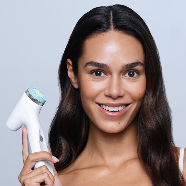 Nu Skin Kit ageLOC® LumiSpa iO para piel grasa con Ideal Eyes POL - NewSkinShop