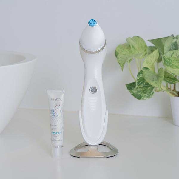Nu Skin LumiSpa iO Accent y ageLOC LumiSpa IdealEyes - NewSkinShop